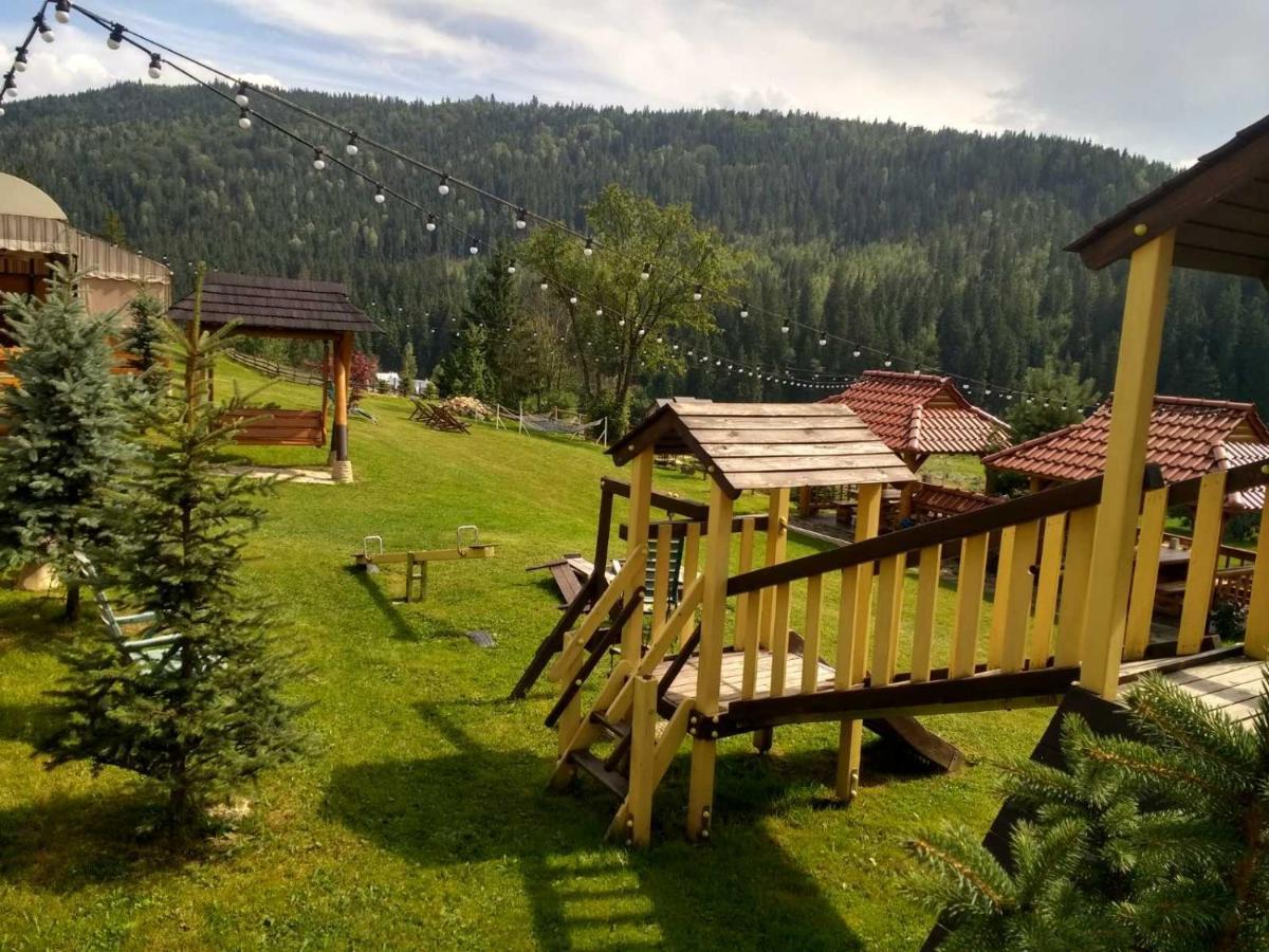 Hotel Perlyna Karpat Bukovel Kültér fotó